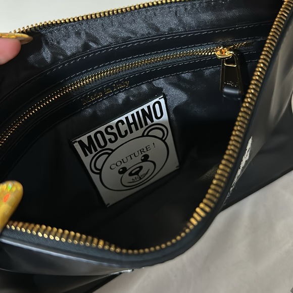 NWOT MOSCHINO COUTURE SS21 JEREMY SCOTT BLACK CLUTCH - Picture 3 of 5